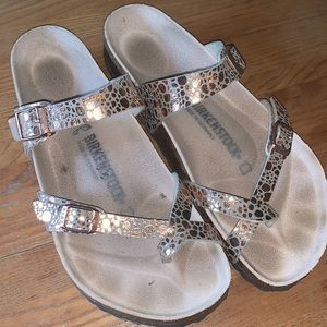 Birkenstock’s-Size 40.